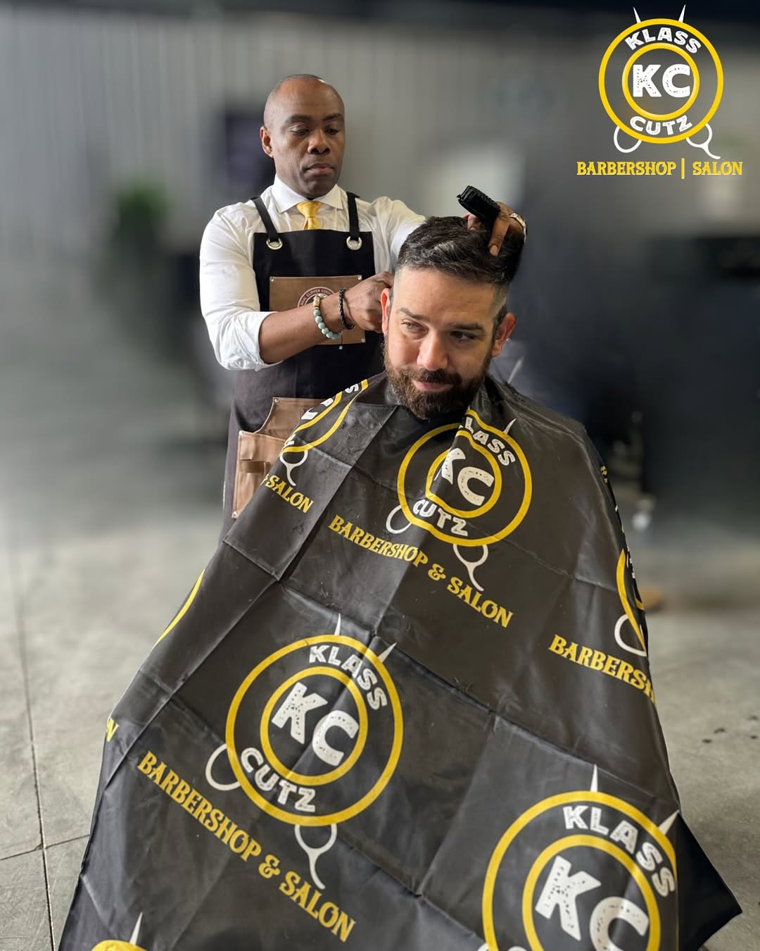 💈 Owner Kenny doing what he does best, serving up 